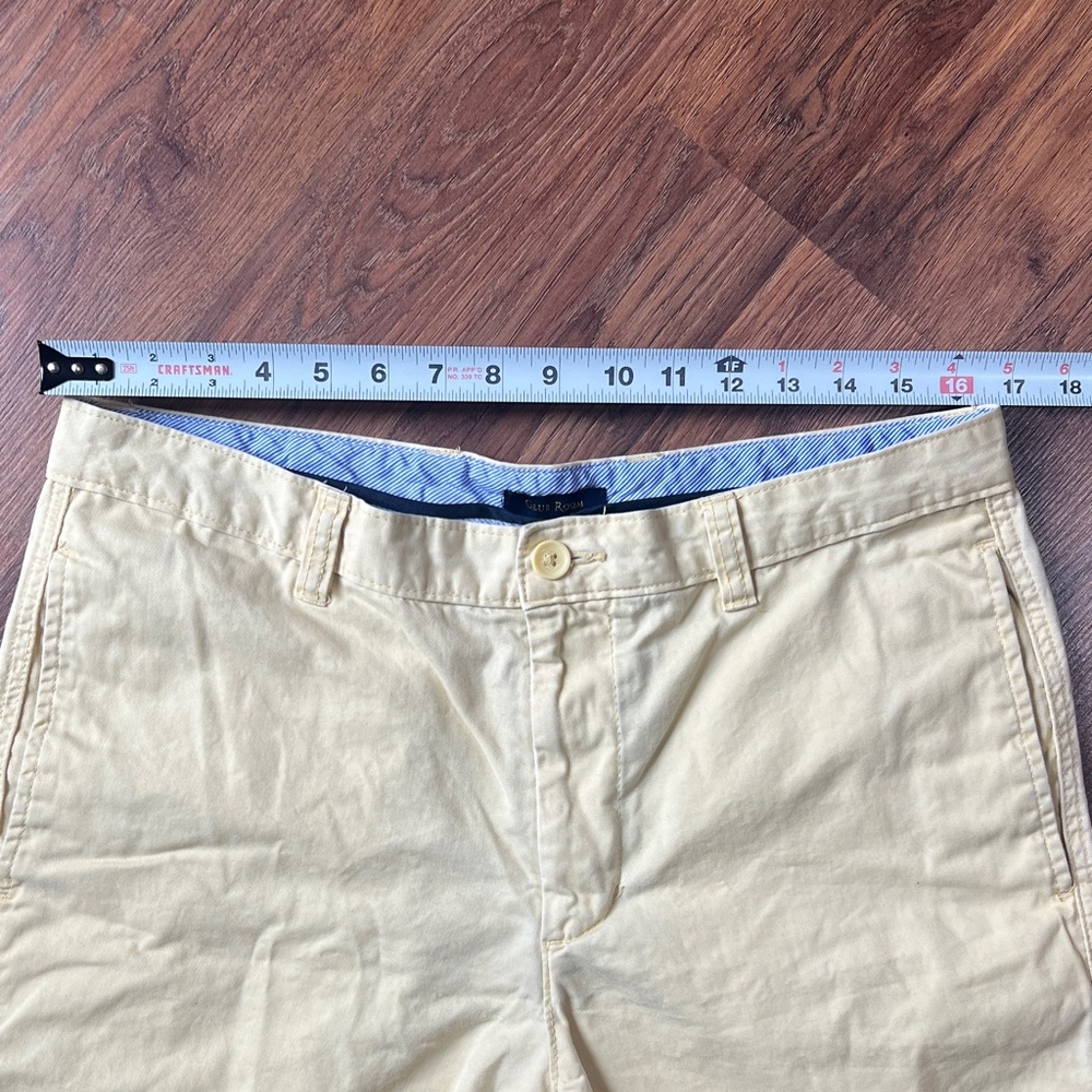 Club Room - Butter Yellow ๐ง - Waist 33 - Shorts - Picture 5 of 6